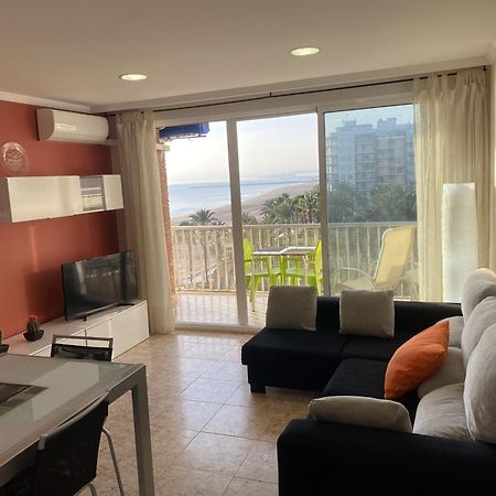 Beachfront And Cozy Apartment Кульера Экстерьер фото